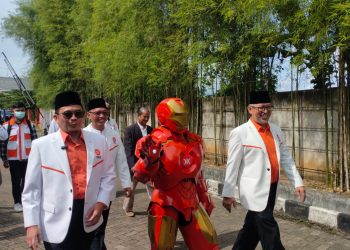 Dikawal Orange Man Daftar ke KPU, PKS Banten Targetkan 20 Kursi DPRD Banten