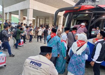 393 Jemaah Haji Kabupaten Tangerang Diberangkatkan ke Tanah Suci