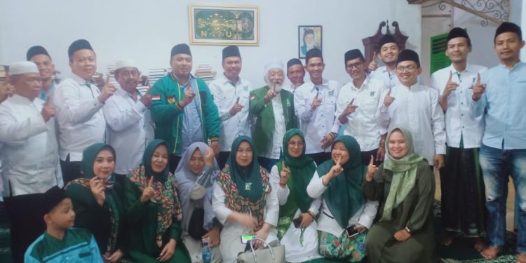 Sebelum Daftar ke KPU, Jajaran DPC PKB Pandeglang Silaturahmi ke Rumah Abuya Muhtadi