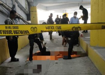 BREAKING NEWS: Seorang Pria Jatuh dari Lantai Empat Mal Ramayana