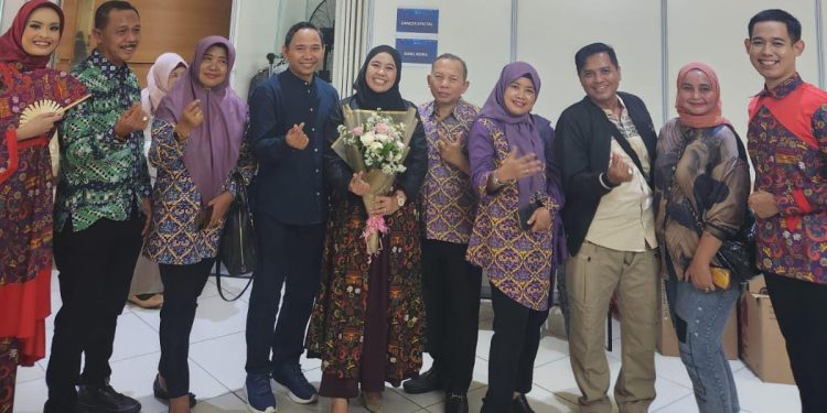 Kabupaten Tangerang Juara 3 Fashion Designer Karya Kreatif Banten 2023