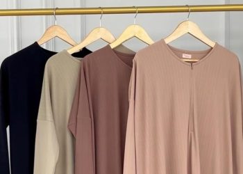 Trend Fashion Abaya Terbaru, Cocok Buat Idul Adha