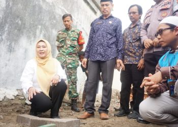 Pantai Teluk Mulai Bersih dari Sampah