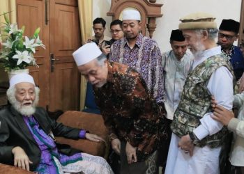 Abuya Muhtadi Naik Haji, Besok Bertolak ke Tanah Suci Makkah