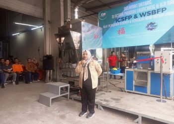 Lurah Sukamulya Cikupa Bakar Sampah di Bizpoint Gunakan Predator Waste