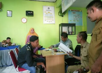 Warga Padarincang Kabupaten Serang Antusias Bayar Pajak