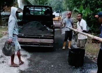 Sering Terjadi Kecelakaan, Kadin dan PUPR Banten Tambal Jalan Rusak