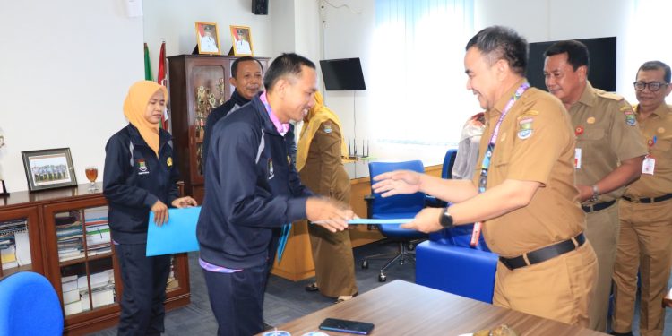 Sekda Tangerang Lepas Enam Atlet Menuju Pornas Korpri di Semarang