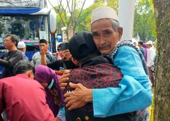 Tangisan Sambut Kepulangan Jemaah Haji Asal Lebak