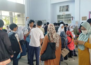 Ratusan Calon Siswa Baru Bersaing Masuk SMA Negeri 1 Rangkasbitung