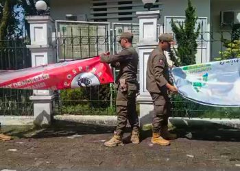 Ratusan Spanduk Bacapres dan Bacaleg Ditertibkan Satpol PP Lebak