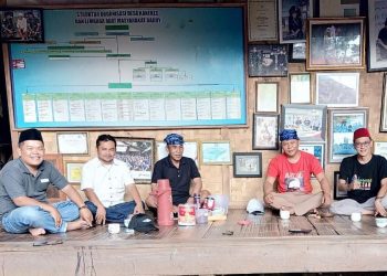 Sekjen DPP Apdesi Anwar Sadat Silaturahmi ke Tokoh Adat Baduy