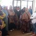 Datangi Kejari Serang, Puluhan Warga Minta Terdakwa Pembunuhan Kades Curuggoong Dihukum Ringan
