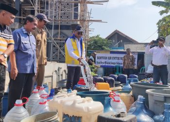 Warga Pontang Dapat Bantuan 19 Ribu Liter Air Bersih