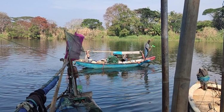 Air Sungai Ciujung Menghitam dan Bau, Ini Penjelasan BBWSC3