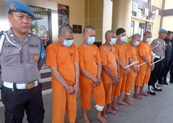 Polres Serang Tangkap Empat Pelaku Curanmor Asal Lampung Timur, Belasan Motor dan Senjata Api Rakitan Disita