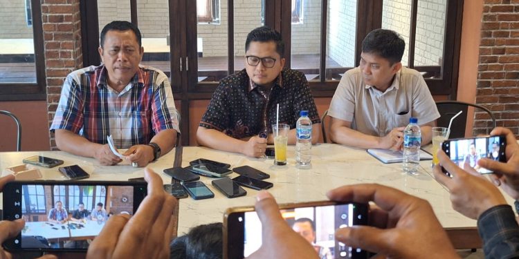 Buntut Pemecatan Direktur Perumda Cilegon Mandiri, Taufiqurrohman Bakal Gugat Walikota Cilegon