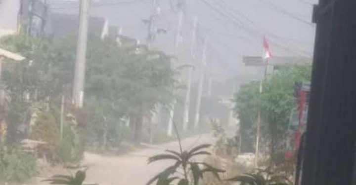 Warga Perumahan Rajeg Hill Tangerang Keluhkan Asap dari TPA Jati Waringin