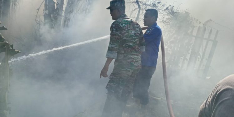 Iseng Bakar Sampah, Lahan Makam China di Lebak Hangus