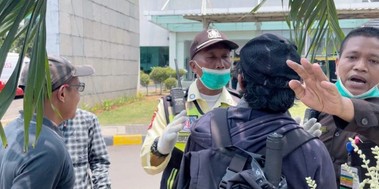 PWI dan AJI Kecam Aksi Larangan Meliput  RS Eka Hospital