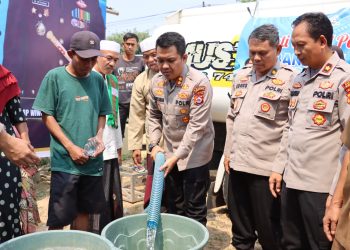 Krisis Air Bersih, Polres Serang Kerahkan Bantuan ke Kragilan