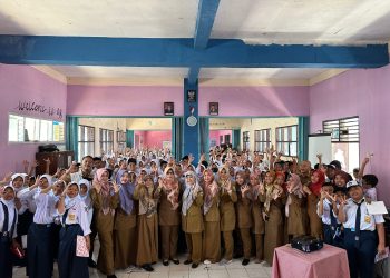 DLH Pandeglang Edukasi Siswa SMPN 1 Pandeglang tentang Lingkungan dan Pengolahan Sampah