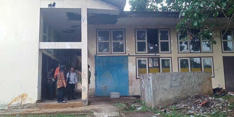 Miris! Bangunan Gedung BLK di Pandeglang Terbengkalai dan Rawan Ambruk