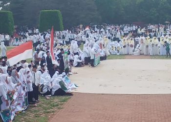 Ribuan Santri Padati Alun-Alun Pandeglang, Peringati Hari Santri Nasional 2023 dengan Jihad Santri Jayakan Negeri