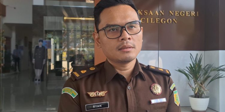 Keluar Tahanan, Terdakwa Kasus Korupsi Pasar Grogol Belum Bebas Dari Perkara