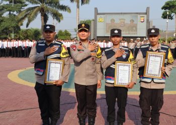Polda Banten Beri Penghargaan Tiga Anggota Bhabinkamtibmas, Apa Prestasinya?