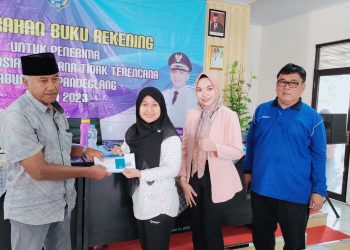 Dinsos Pandeglang Salurkan Bantuan Rp527 Juta Kepada Korban Kebakaran
