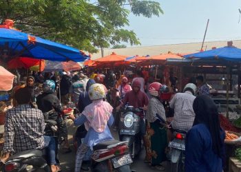 Setiap Hari Pasar Kranggot Cilegon Semrawut