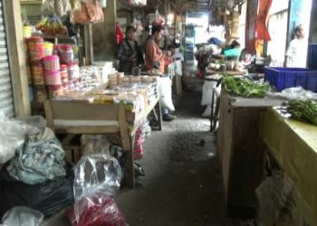 Sejumlah Harga Bahan Pokok di Pasar Ciruas Meroket