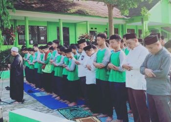 MTs Negeri 1 Pandeglang Salat Gaib untuk Para Syuhada Palestina