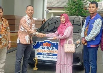 Jadi Pemenang Panen Hadiad Simpedes, Warga Pandeglang Bawa Pulang Mobil Baru