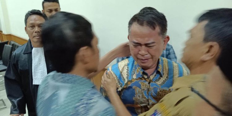 BREAKING NEWS: Kepala BPKAD Pemkab Serang Divonis Bebas Dalam Kasus Gratifikasi Rp 400 Juta
