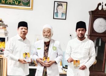 Maju Pilbup Pandeglang, Tb Entus Mahmud Sowan ke Abuya Muhtadi