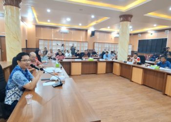 Soal Ketenagakerjaan dan Upah, Dewan Pertemukan Warga Ciberko Dengan PT SKM