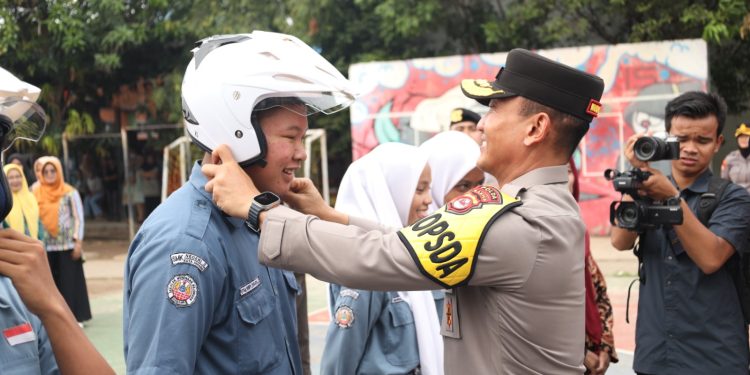 Marak Tawuran Pelajar, Waka Polda Banten Berikan Penyuluhan di SMKN 2 Kota Serang