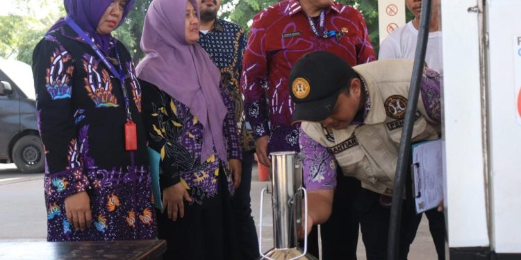 Disperindag Cek Alat Ukur Empat SPBU di Jalur Mudik