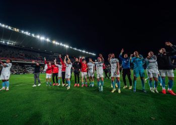 Permalukan Barcelona, Girona Puncaki Liga Spanyol