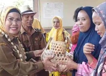 Jadi Produk Unggulan, Omzet Anyaman Bambu Desa Tegalmaja Rp 15 Juta per Bulan
