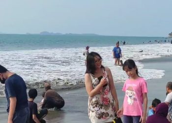 Selama Libur Natal, 112.000 Wisatawan Datang ke Anyer