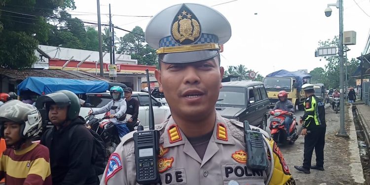 Arus Balik Tahun Baru 2024 di Pandeglang Meningkat, Polisi Terapkan Sistem One Way
