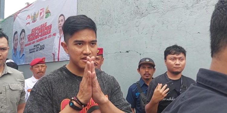 Kaesang Kesal Sering Dipanggil Gibran saat Turun ke Masyarakat