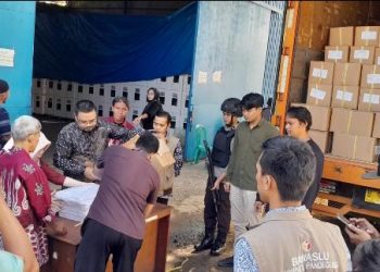 KPU Pandeglang Libatkan 80 Tenaga Pelipatan Surat Suara Pemilu 2024, Tahap Distribusi ke Daerah Terjauh