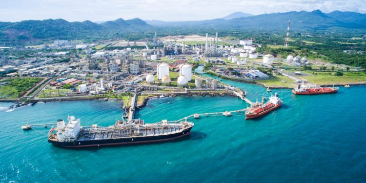 Bukan Kebocoran Gas, Bau Kimia Berasal dari Flaring Pabrik Chandra Asri