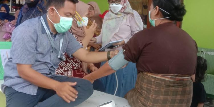 Walikota Cilegon Kerahkan Perangkat Daerah Sikapi Pencemaran Udara Akibat Bau Kimia