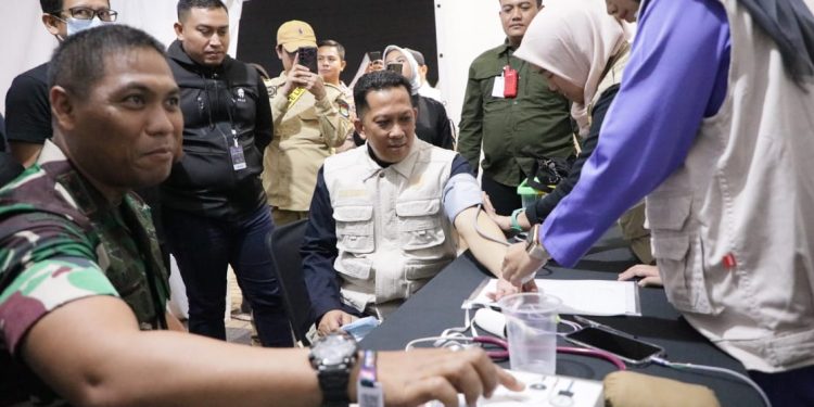 Pj Bupati Tangerang Pantau Malam Pergantian Tahun di Citra Raya dan Sumarecon Mall Serpong