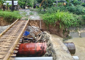 Saluran Irigasi Sekunder Bendungan Cibaliung Longsor